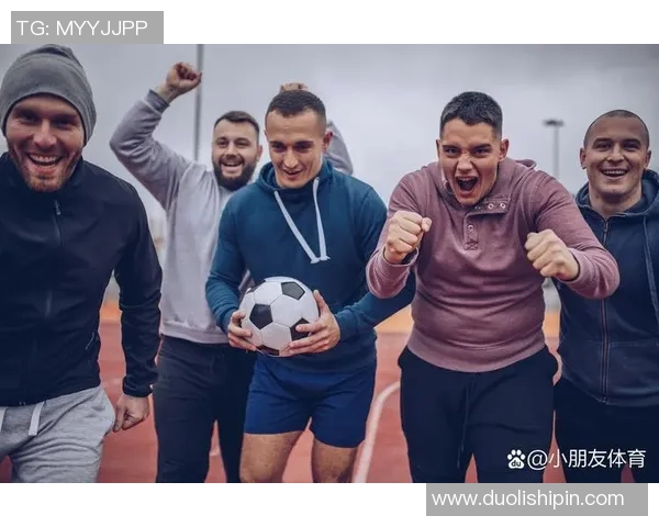 当足球巨星脱下战袍私下踢球时展现出的真实与激情