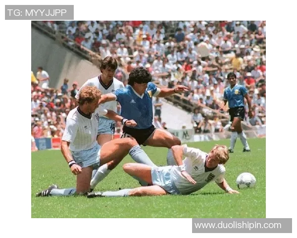 足球八大球星精彩瞬间集锦 揭秘绿茵场上的传奇表现与巅峰对决