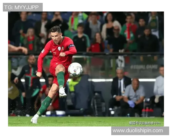 足球场上的10号球星：他们如何成为球队灵魂与荣耀的象征