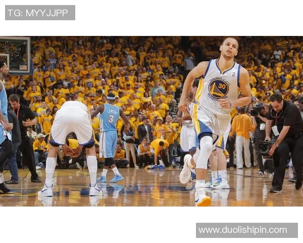 巴西足球白人球星的崛起与挑战：从偶像到榜样的成长之路