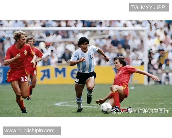 各国足球明星纷纷评价中国足球发展潜力与挑战 各国足球明星纷纷评价中国足球发展潜力与挑战