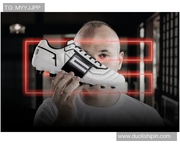 球星赠送足球鞋是否构成违规行为相关解析与探讨 球星赠送足球鞋是否构成违规行为相关解析与探讨